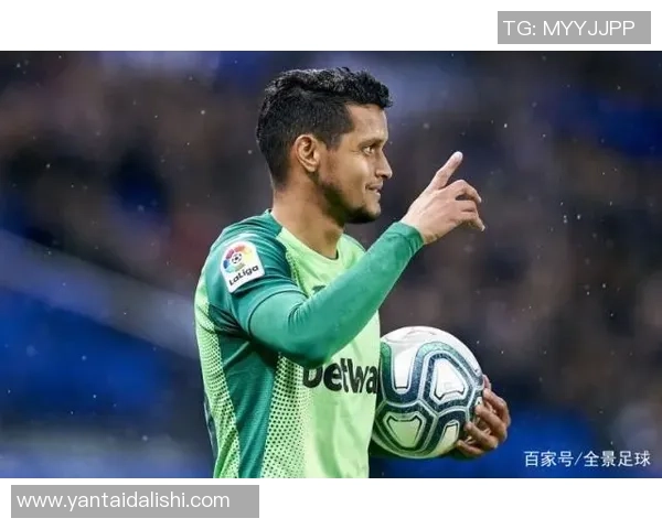 足球明星阿飞的个人简介与精彩瞬间全景展示